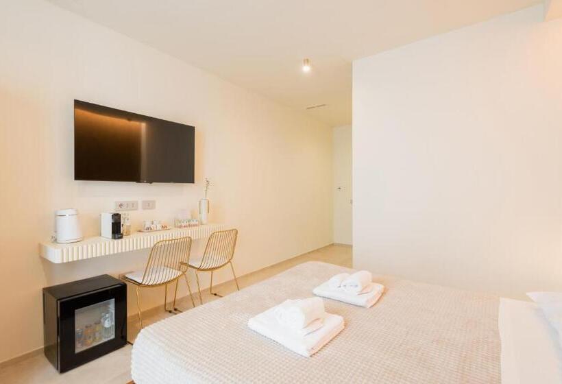 پانسیون Porta D Oro Charming House Ii & Spa