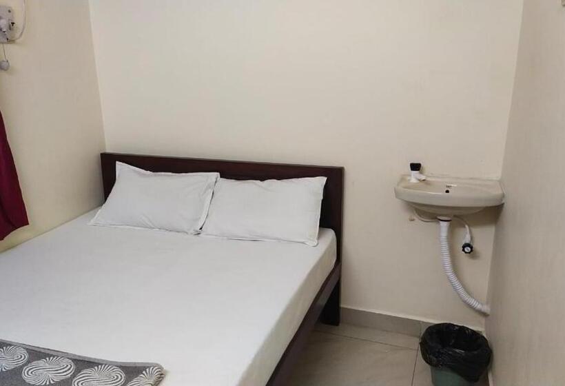 پانسیون Puducherry Residency