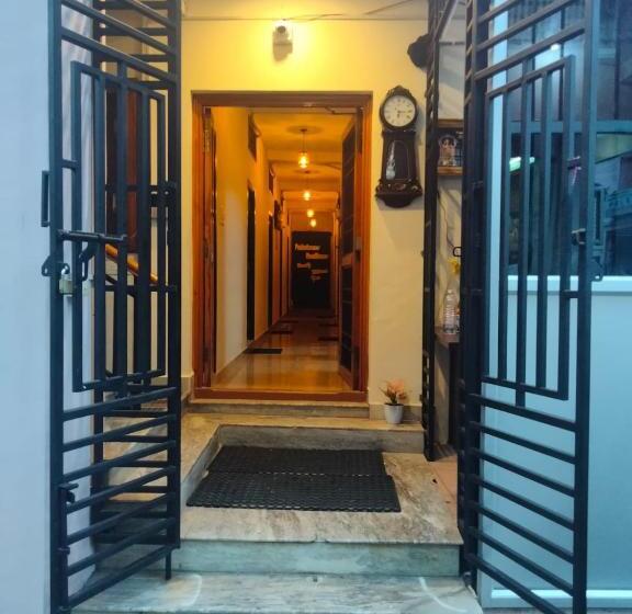 پانسیون Puducherry Residency