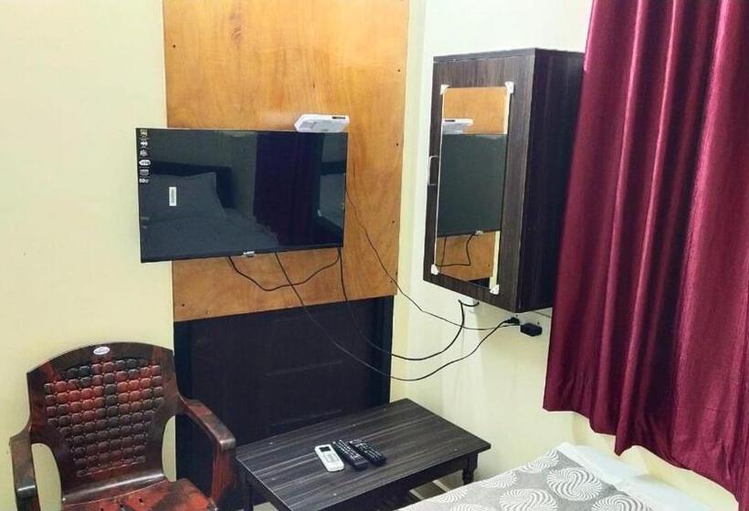 پانسیون Puducherry Residency