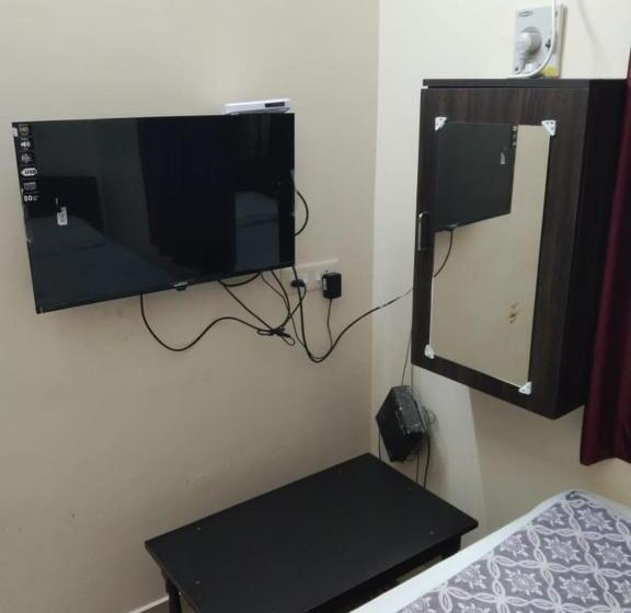 پانسیون Puducherry Residency
