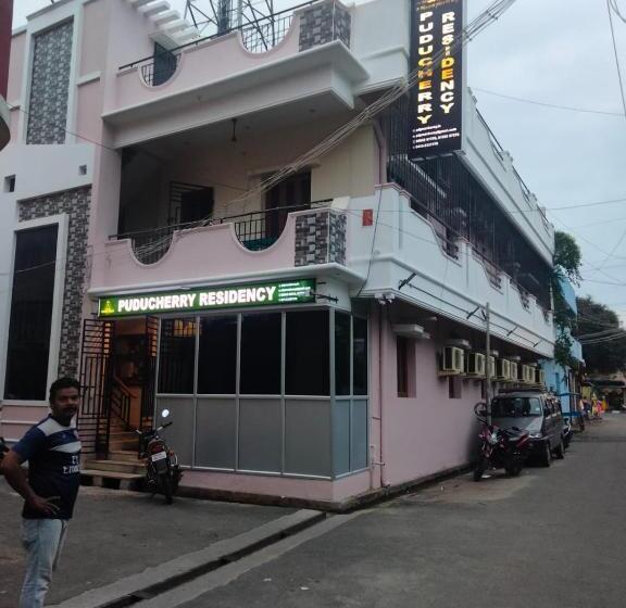 پانسیون Puducherry Residency