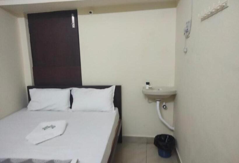 پانسیون Puducherry Residency