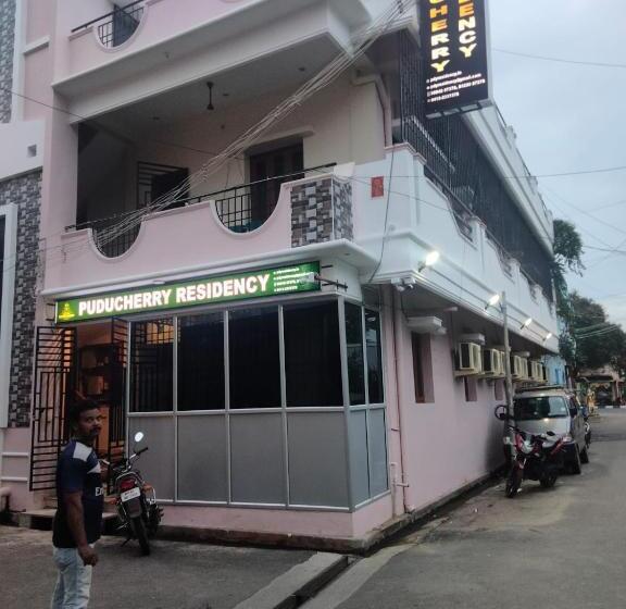 پانسیون Puducherry Residency