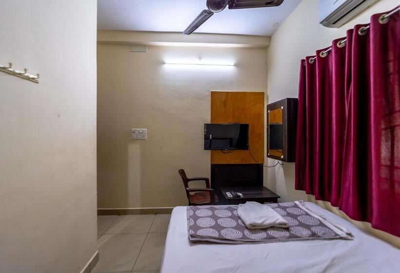 پانسیون Puducherry Residency