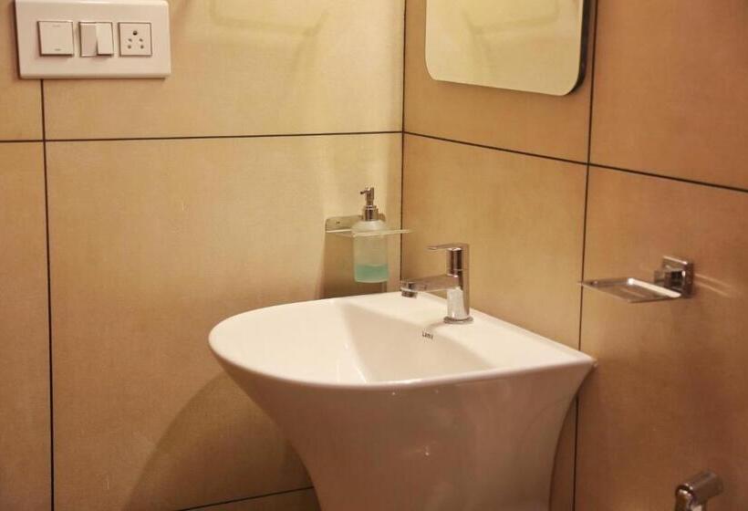 פנסיון Shore Stories