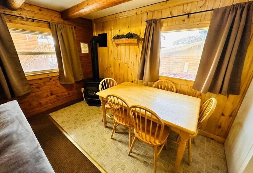 بنسيون Ute Bluff Lodge, Cabins And Rv Park
