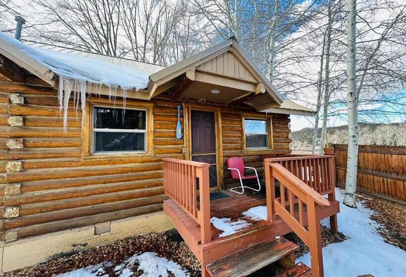 بنسيون Ute Bluff Lodge, Cabins And Rv Park