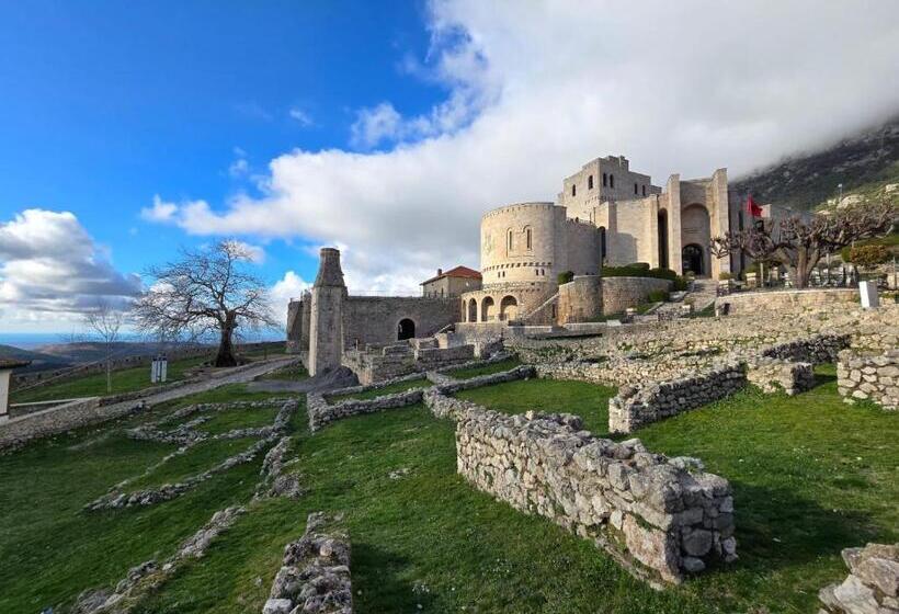 پانسیون Villa Mefaja