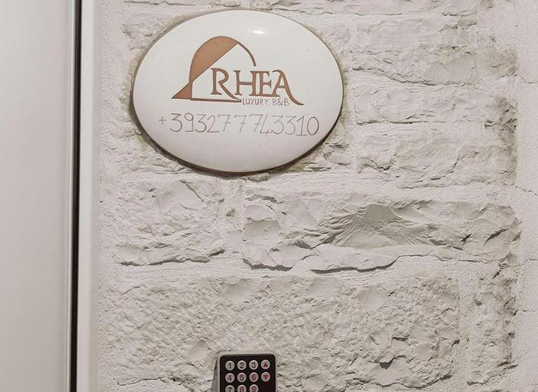 B&b Rhea Luxury