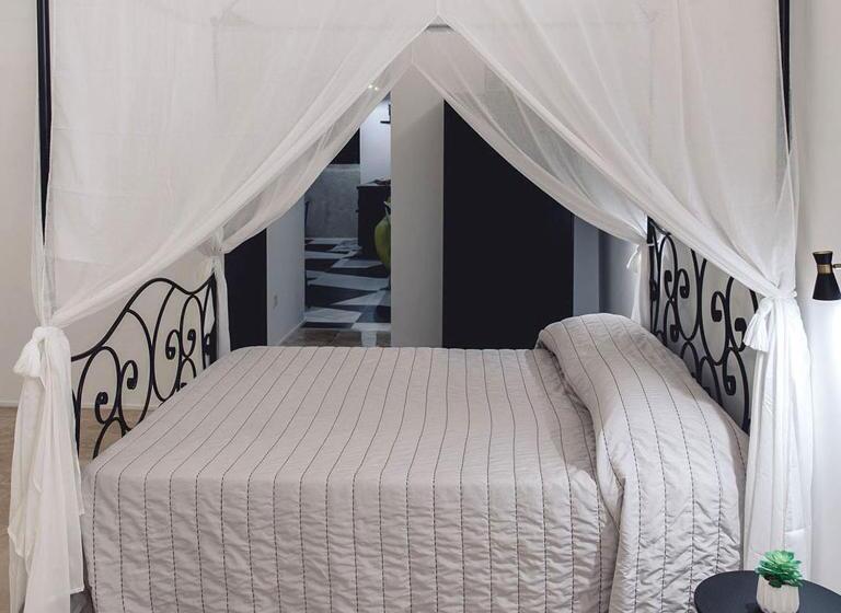 B&b Rhea Luxury