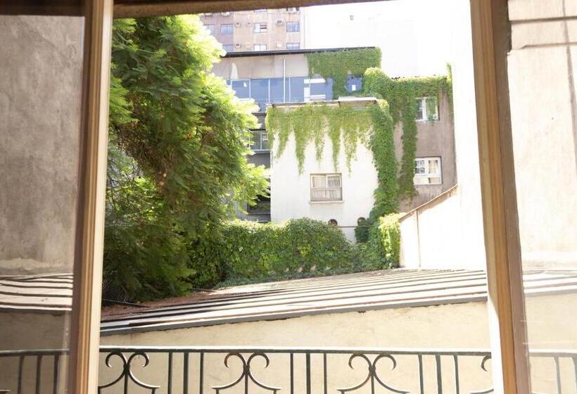 تختخواب و صبحانه Bbcasita