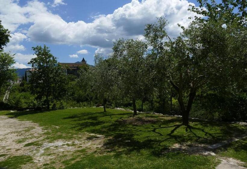 민박 Casino Del Monaco