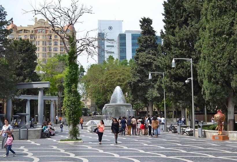 Eminera Hostels Baku