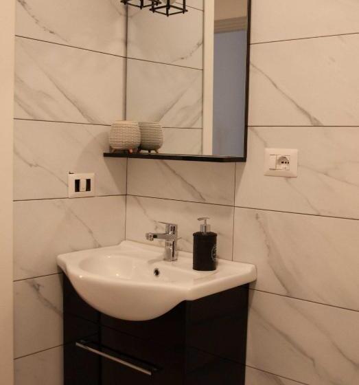 Fly Bed And Breakfast