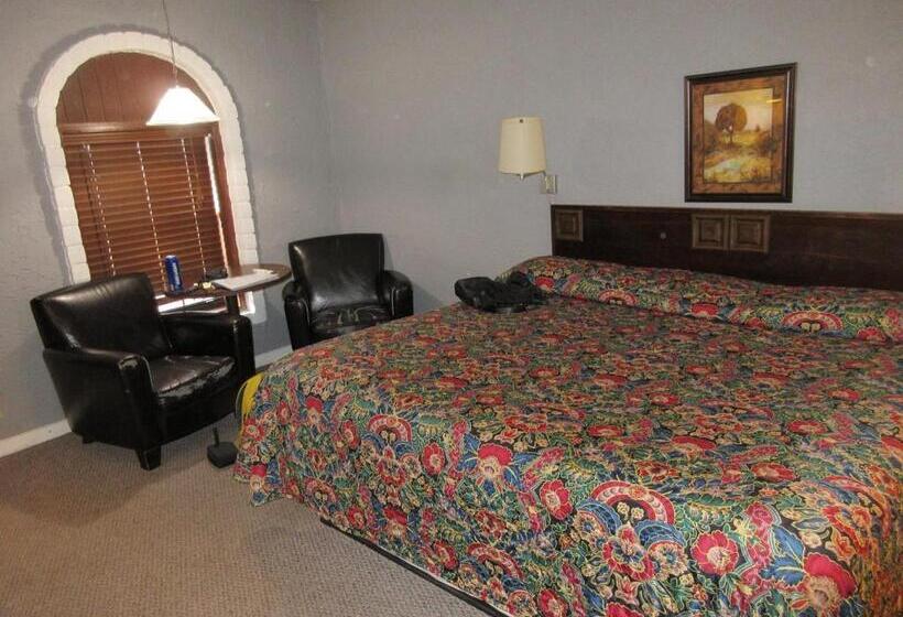 Frontier Motel