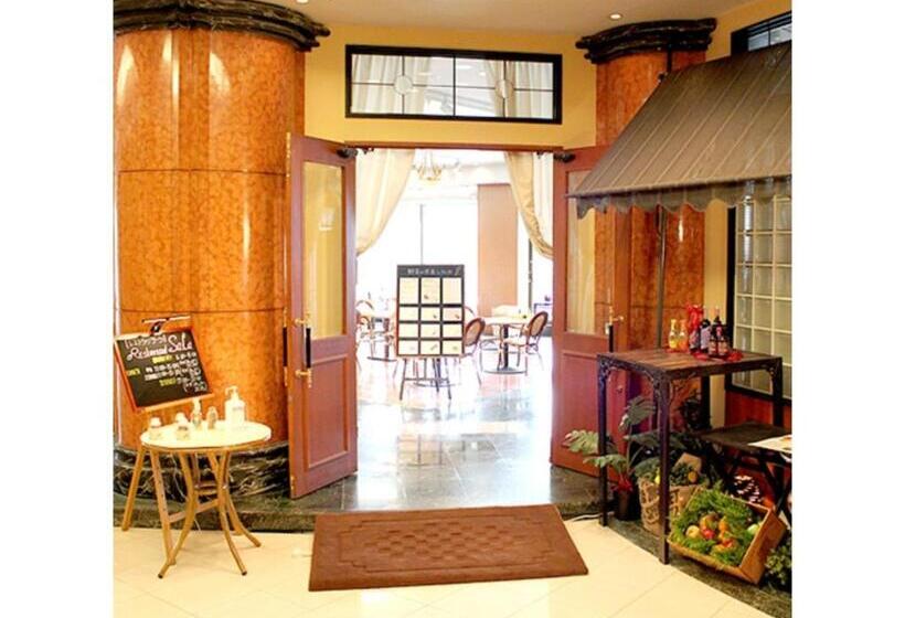 هتل Crystal Palace   Vacation Stay 61208v