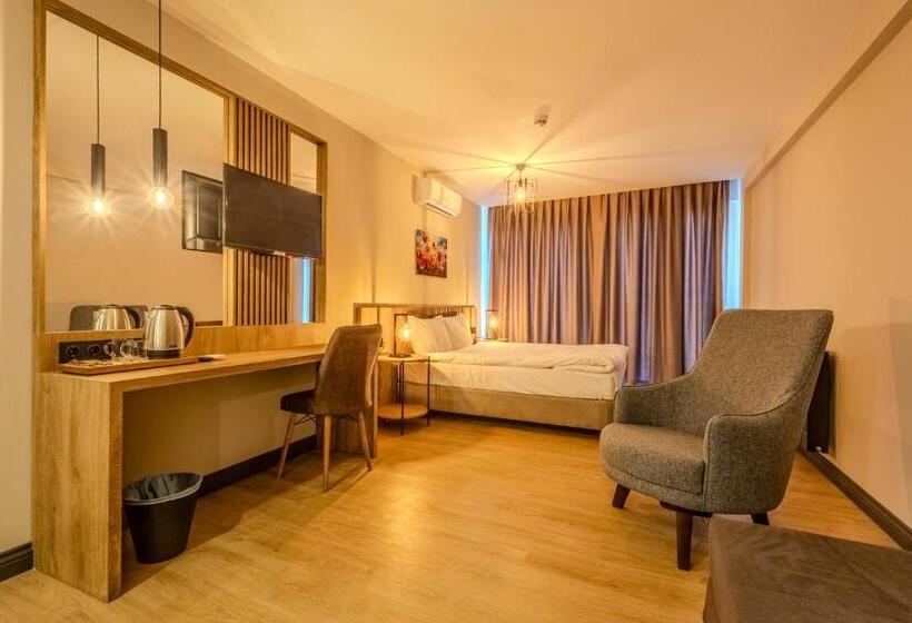 هتل Leli̇ko Suites