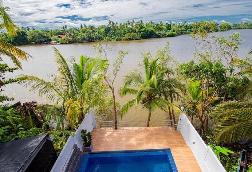 בית מלון כפרי Moon River Villa