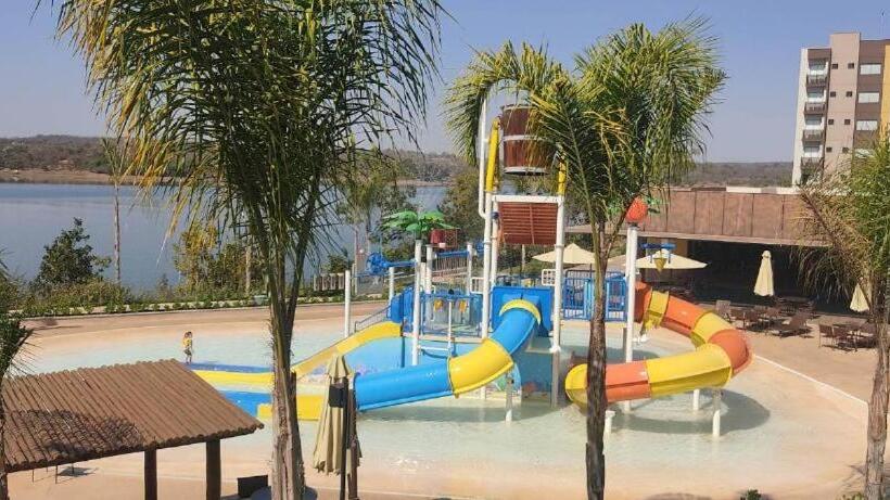 ホテル Resort Praias Do Lago Park