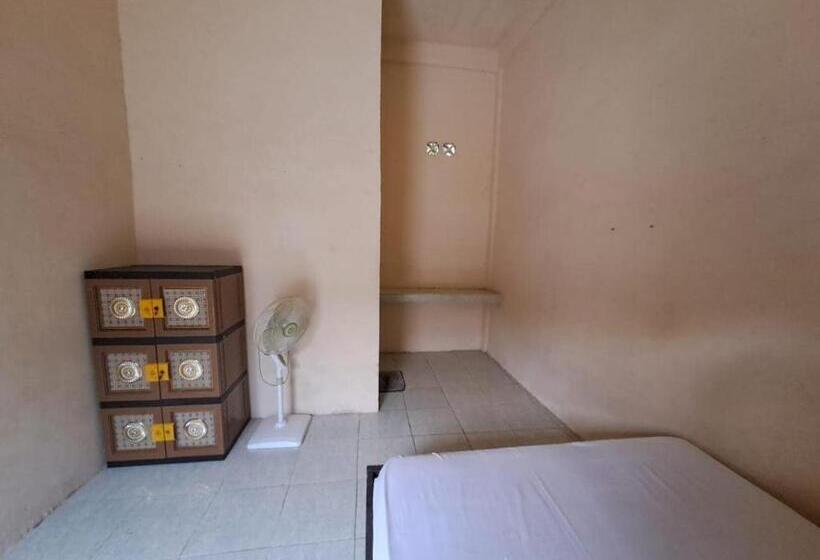 هتل Spot On 93465 Archa Guest House Syariah