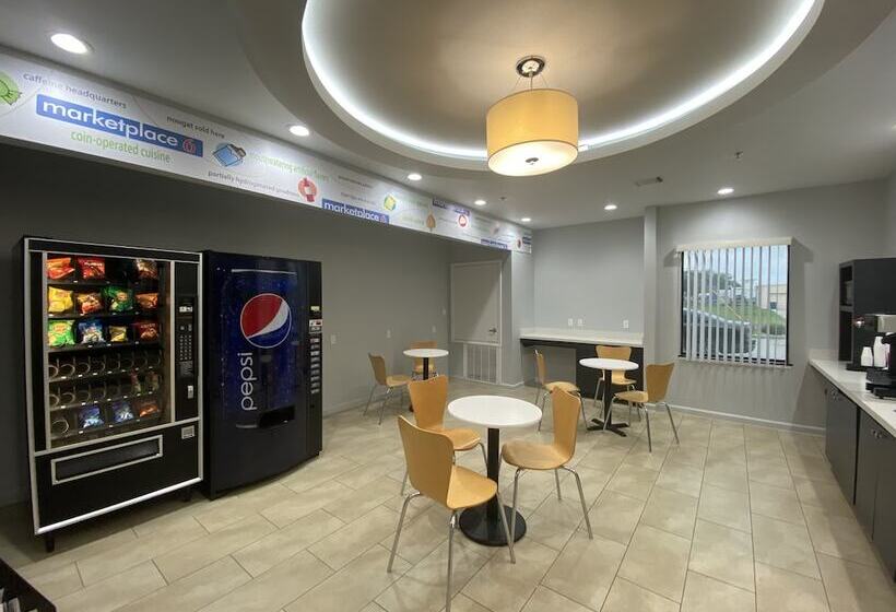 בית מלון כפרי Studio 6 Suites Texas City I 45