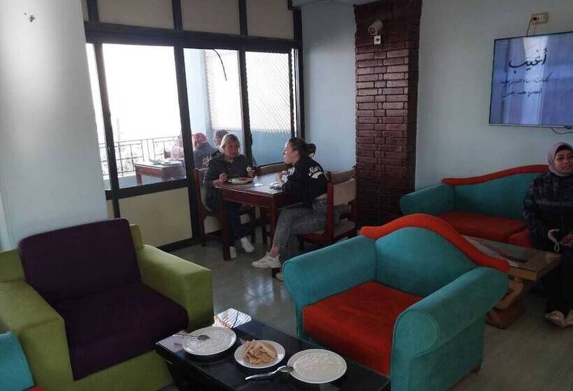 Merry Land Hotel & Roof Top Nile Restaurant Luxor