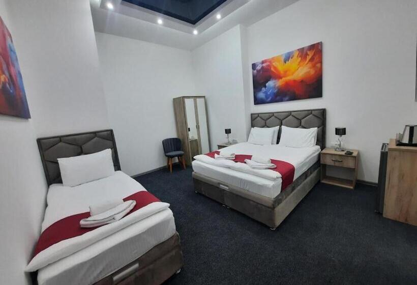 پانسیون Authentic Belgrade Centre   Luxury Suites