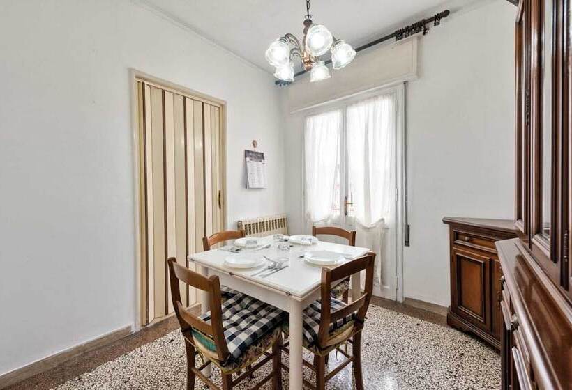 پانسیون Santa Marina Venice Apartment