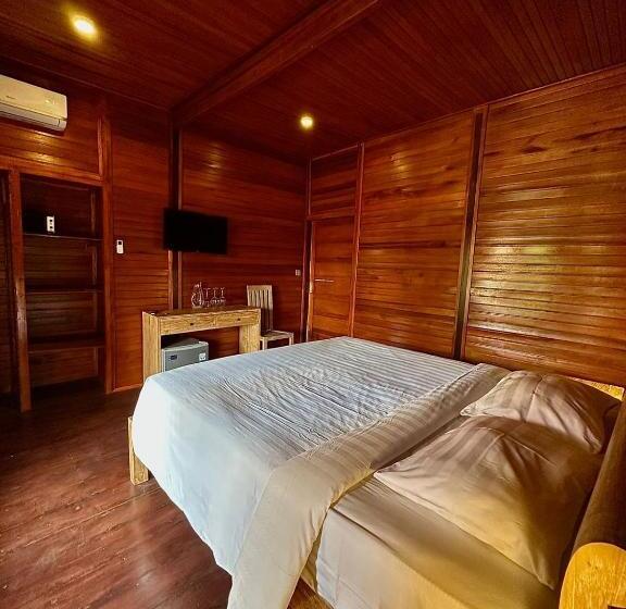 پانسیون Room 1 Pool View @ Tropical Guesthouse Umalas