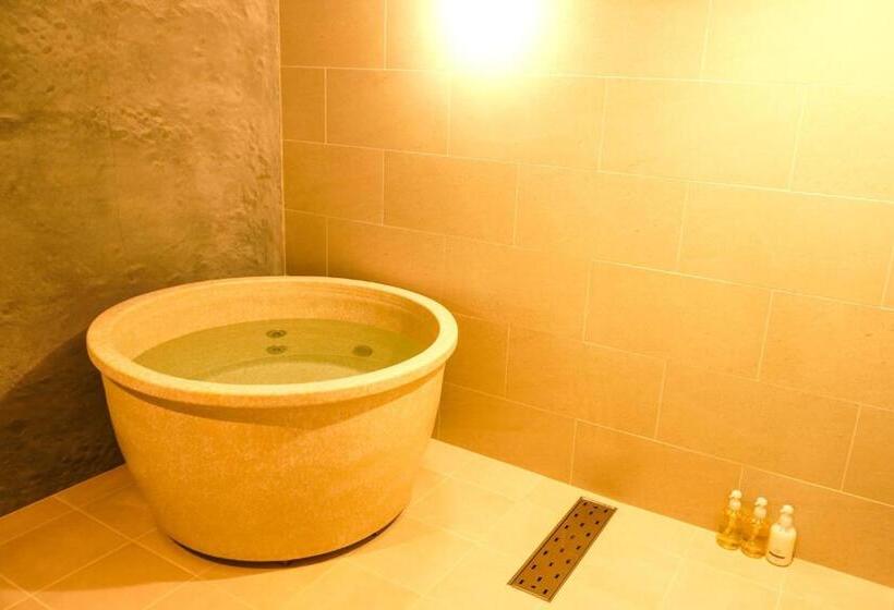پانسیون The Bath & Bed Obuse   Vacation Stay 15924