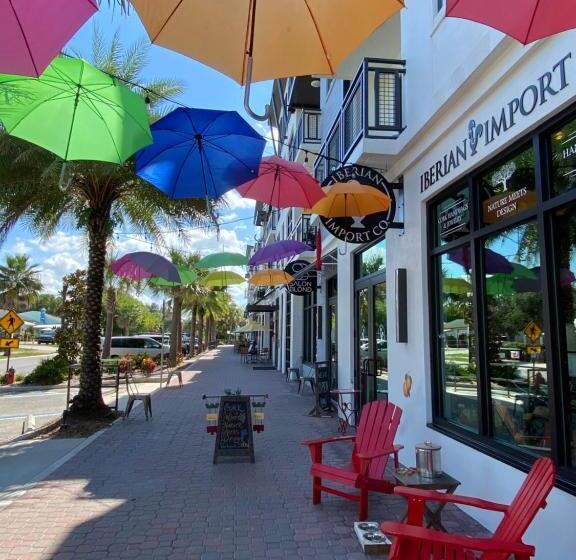 Condo In Waterfront Resort With Balcony Close To Beaches Free Bikes