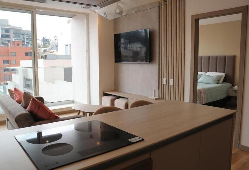 مبيت وإفطار Vatten Studios And Suites By Check In Ec