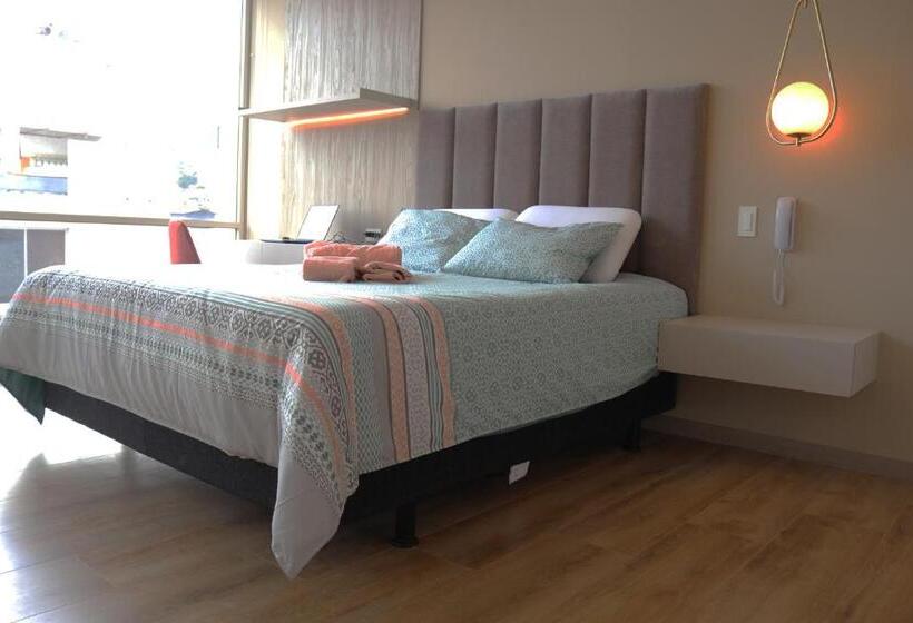 مبيت وإفطار Vatten Studios And Suites By Check In Ec