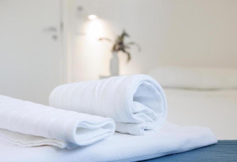 مبيت وإفطار Essentia Rooms & Relax