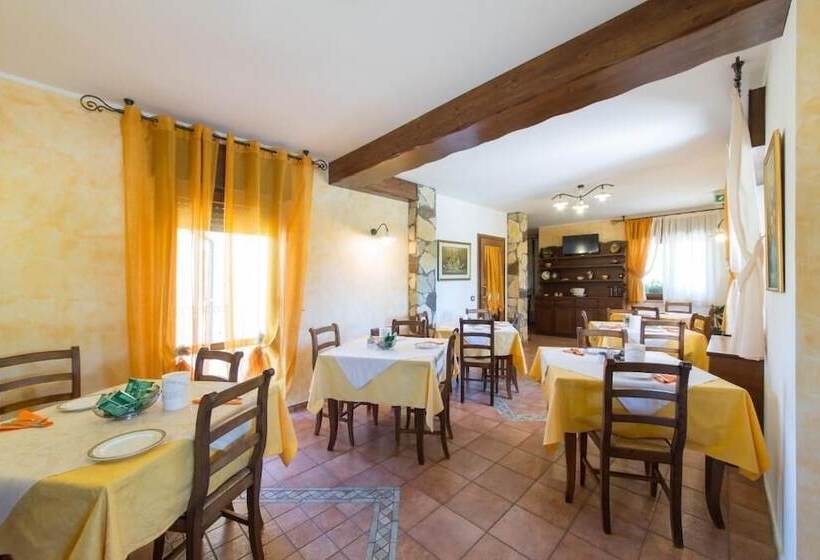 مبيت وإفطار La Loggia