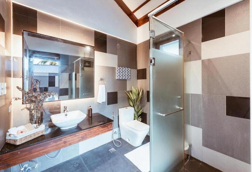 هتل Alon Cloud9, Beach Front