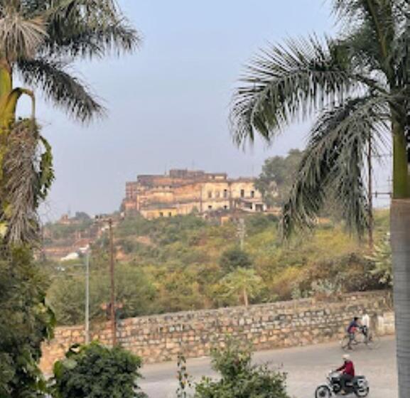 ホテル Fort View, Tikamgarh
