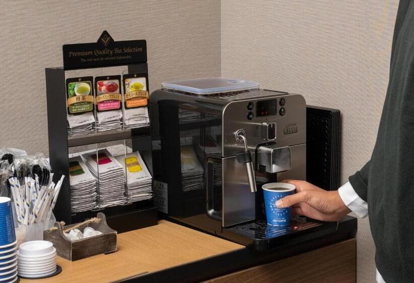 فندق R9 The Yard Yanai