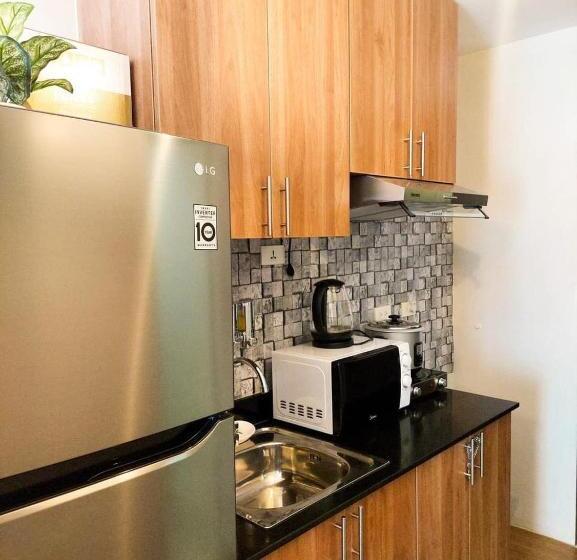 Hotel Serenity Stay Condo At 5th Floor The Loop Tower Limketkai Center Lucky 11