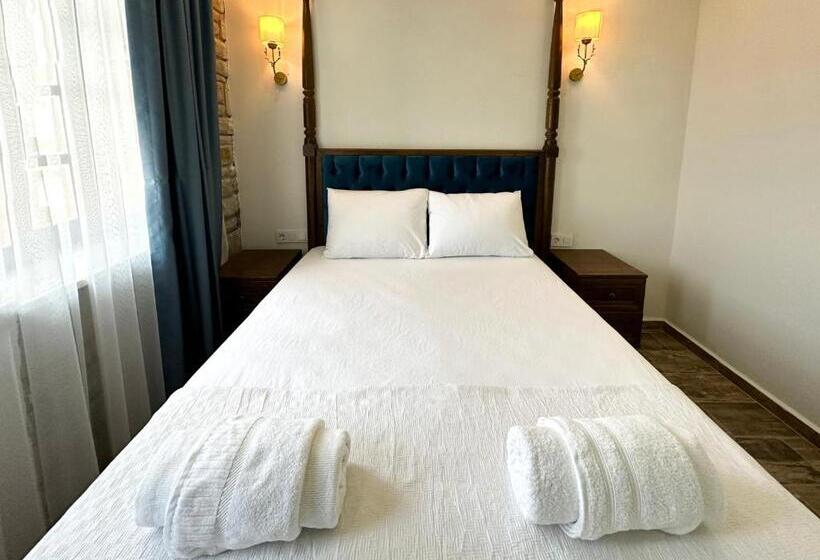 İli̇a Buti̇k Otel