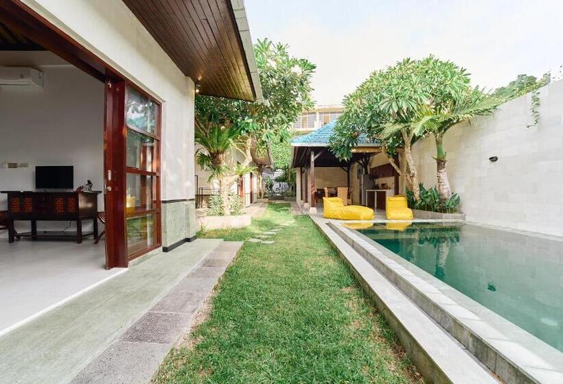 پانسیون Cantik Artvilla