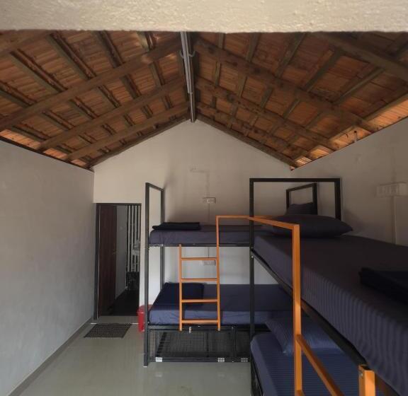 Revibe Beach Hostel Gokarna