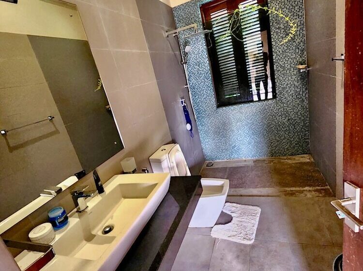 住宿加早餐  Cozy Luxury Room With Beautiful Views
