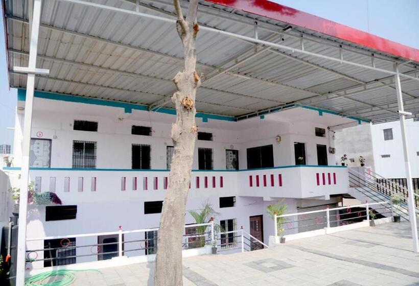 בית מלון כפרי Daulatabad Guest House