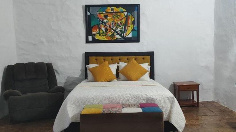 هتل Hospedaje Casa Grande Arbolito