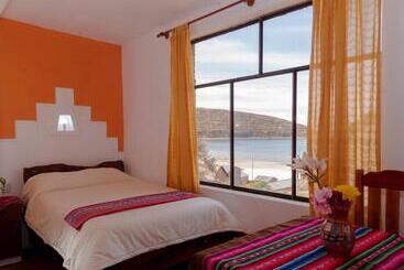 هتل Hostal Margarita Isla Del Sol Norte Comunidad Challapampa
