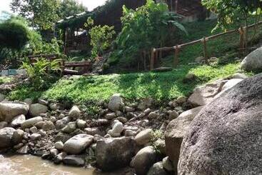 هتل Lhong Chiang Dao Glamping หลงเชียงดาว