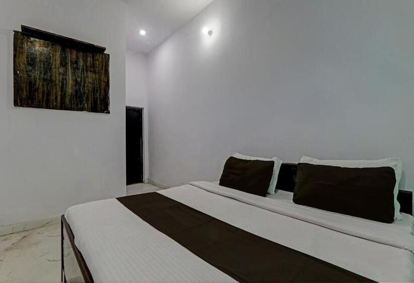 בית מלון כפרי Oyo Flagship Prayag Bhagirathi