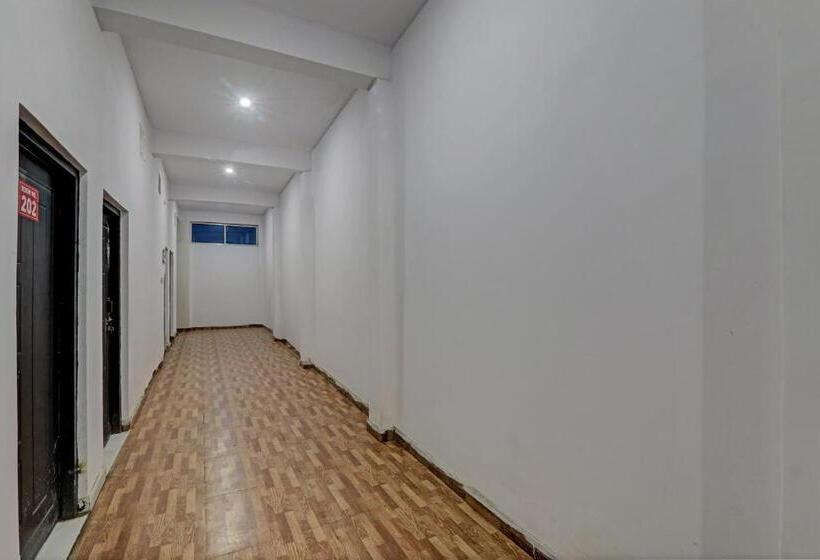 בית מלון כפרי Oyo Flagship Prayag Bhagirathi